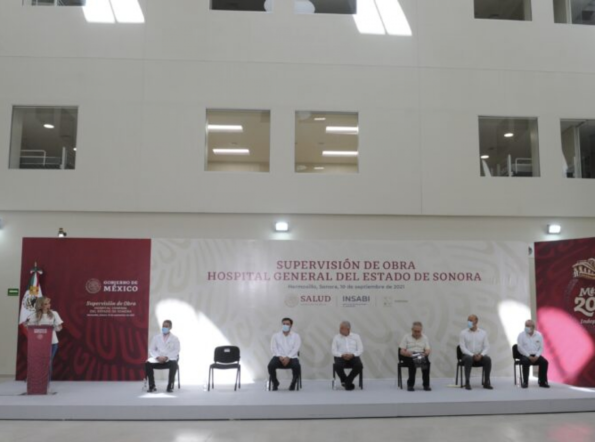 Supervisa López Obrador obra de Hospital de Especialidades en Hermosillo