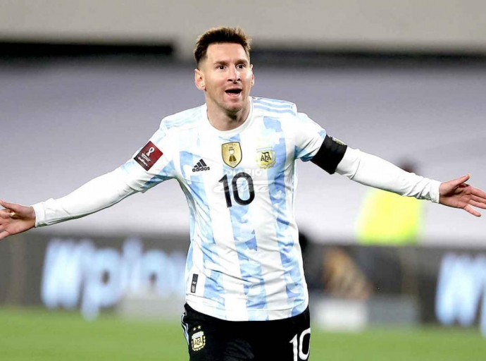 Messi supera récord de Pelé como máximo goleador