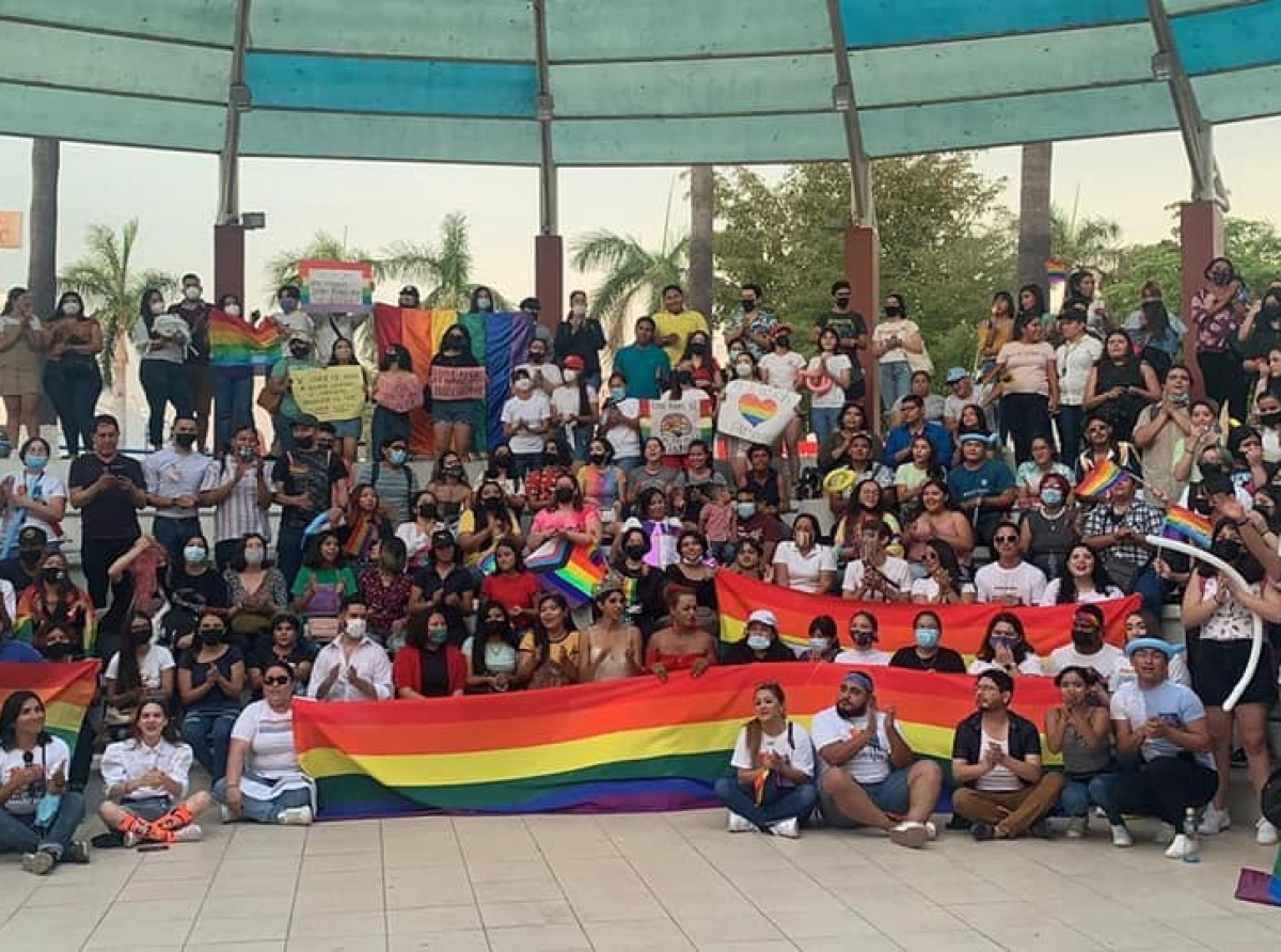 “Las Perlas del Mayo”, colectivo que levanta la mano por los LGBT+