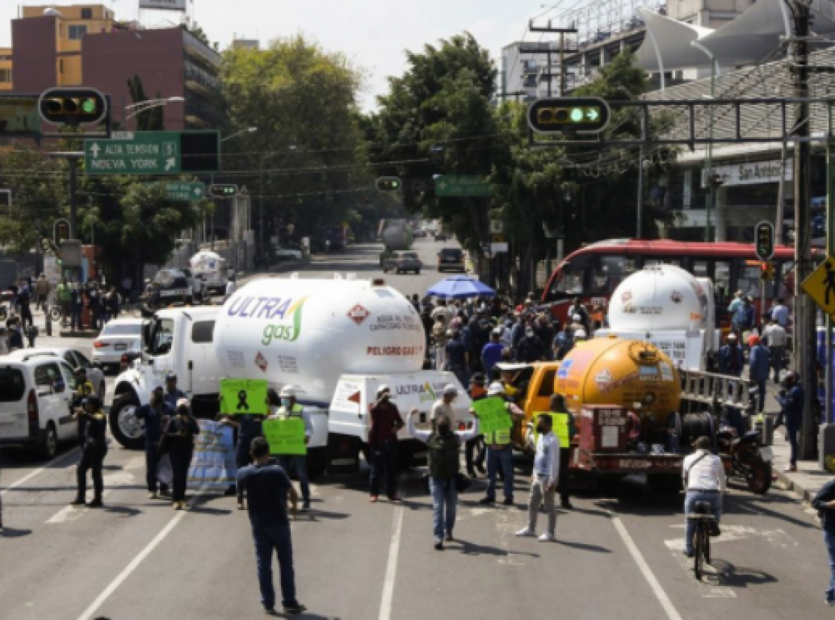 Gaseros protestan por alza en los precios por parte de Sener