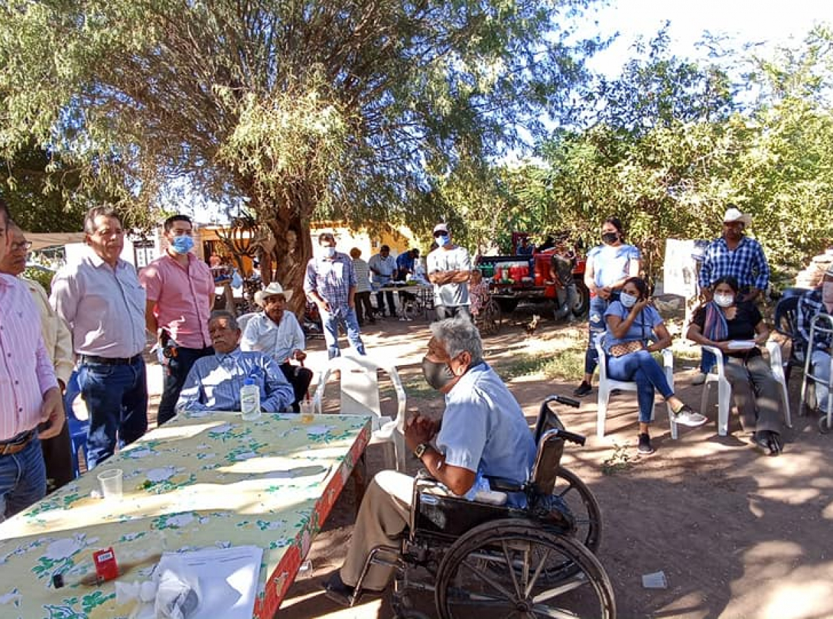 Ejidatarios de Moroncarit muestran interés en siembra de agave