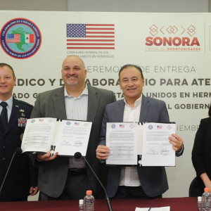 Consulado de EUA entrega equipo médico y laboratorio a Sonora