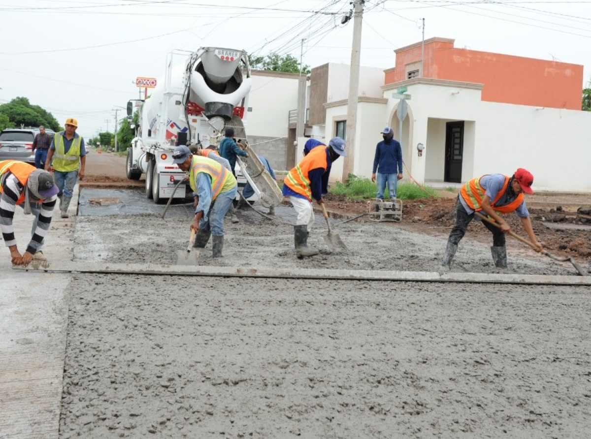 Durazo anuncia inversión de 81 MDP para pavimentos y un cárcamo en Navojoa